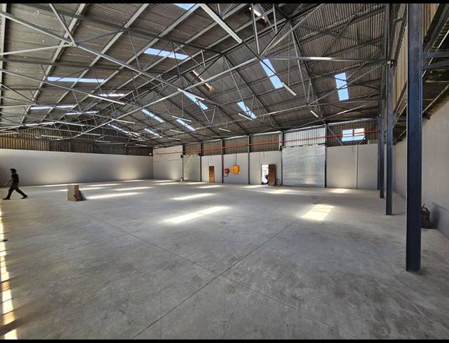 800M² WAREHOUSE TO LET IN BENROSE